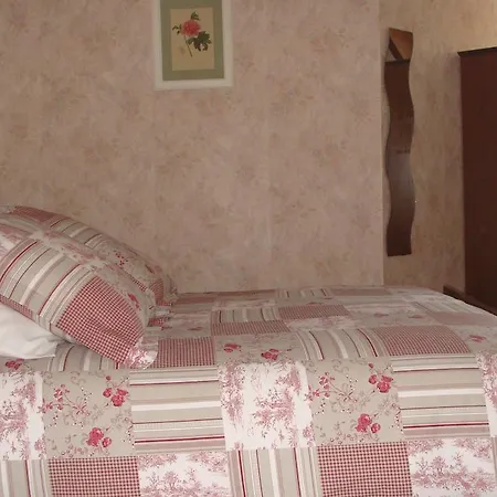 Maison d'hôtes Des Bonnes Gens Saint-Aubin-du-Perron