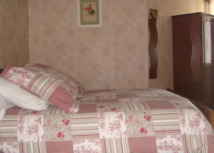 Maison d'hôtes Des Bonnes Gens Saint-Aubin-du-Perron